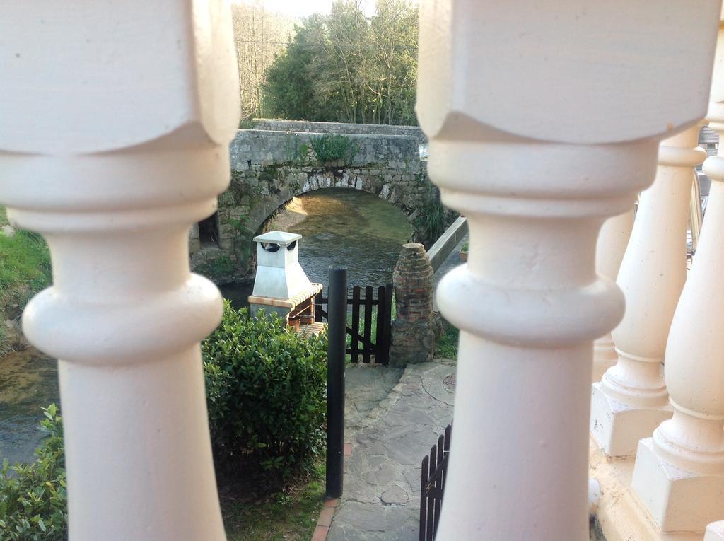 Trisileja En Puente Romano 토나네스 외부 사진